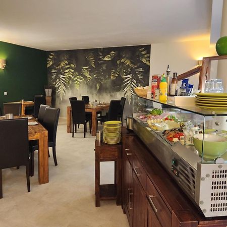 Park-Hotel Leimen Екстер'єр фото